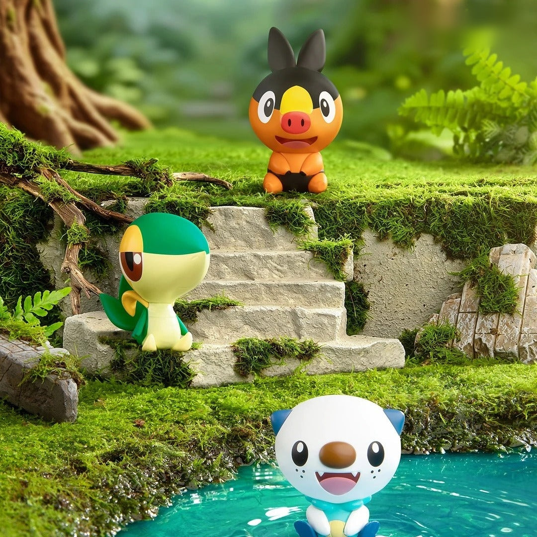 Snivy, Tepig and Oshawott figures from the First Partners series